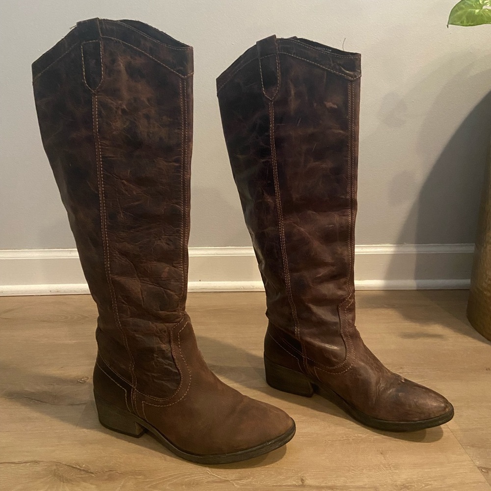 Steve Madden P Manor Distressed Riding Boots